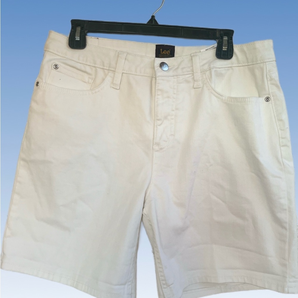 Lee Off-White Casual Shorts